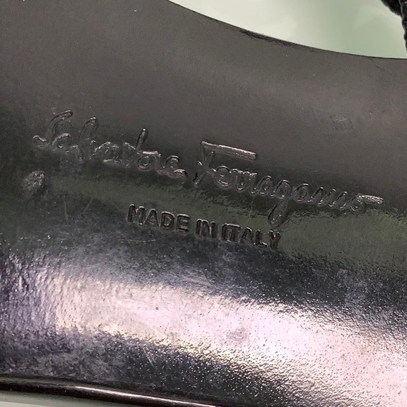 Salvatore Ferragamo kitten heel Leather Patent vinyl strappy sandals SZ 7 B EUC - Picture 14 of 16